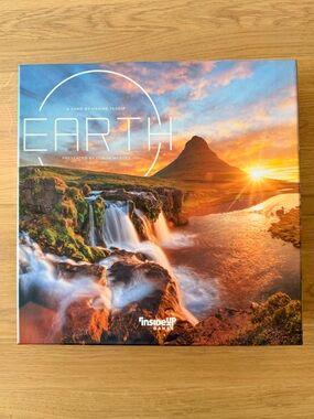 Earth Board Game – Scenic Green and Orange Edition by